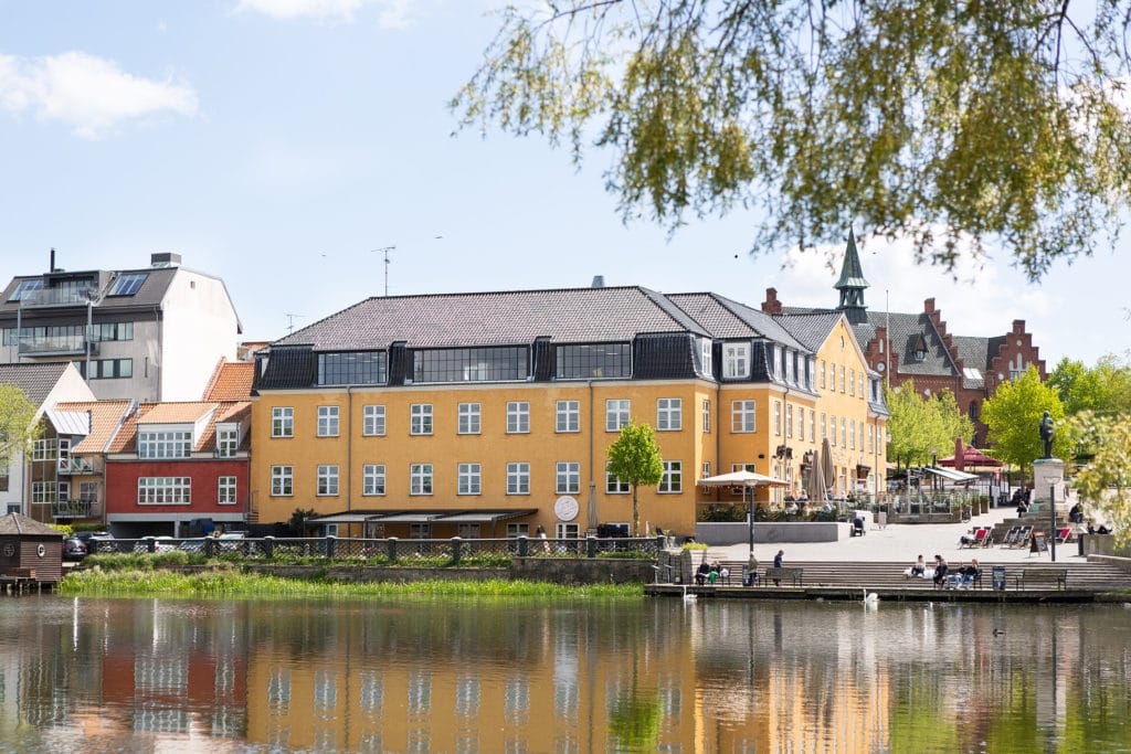 Vi udvider med en afdeling i Hillerød + Billedgalleri “Der var engang”